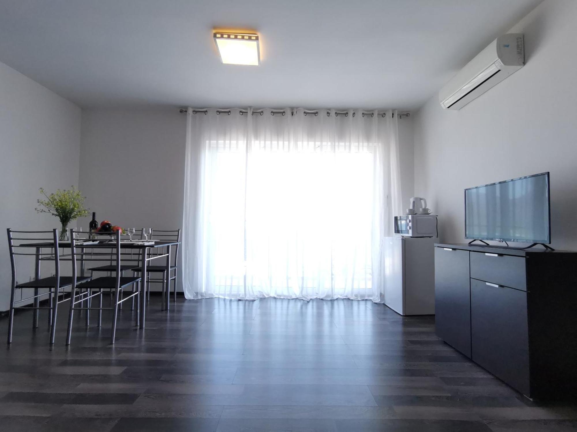 Apartment Iris With Pool Lido Of Herceg Novi Bijela Exterior foto