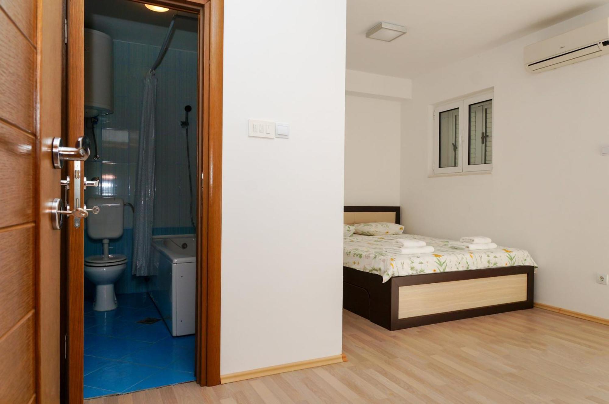Apartment Iris With Pool Lido Of Herceg Novi Bijela Exterior foto