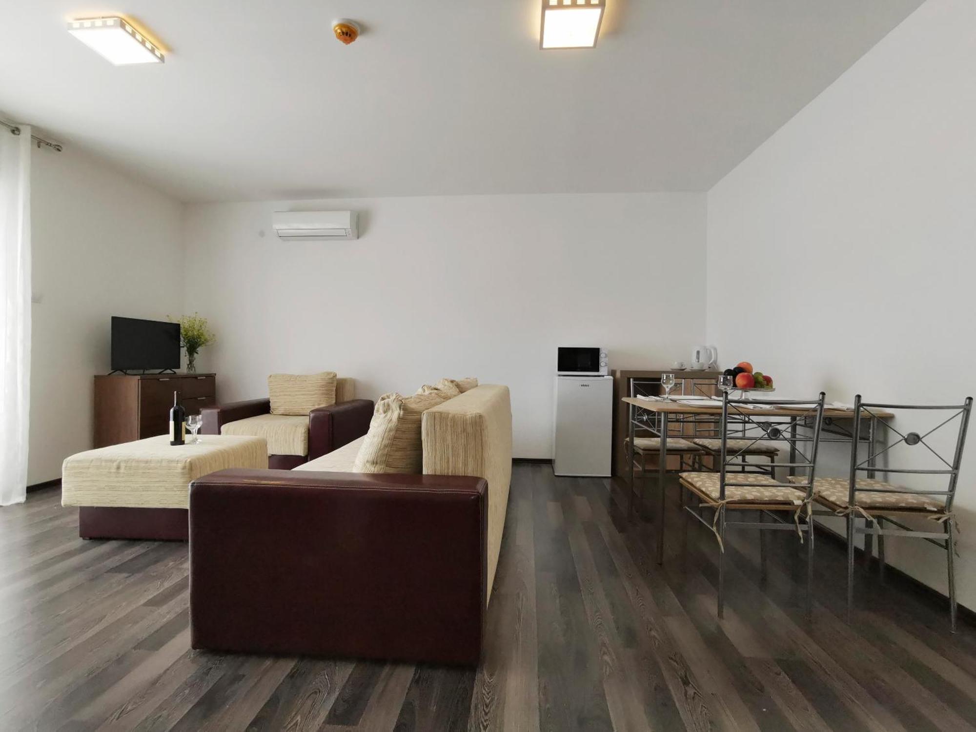 Apartment Iris With Pool Lido Of Herceg Novi Bijela Exterior foto